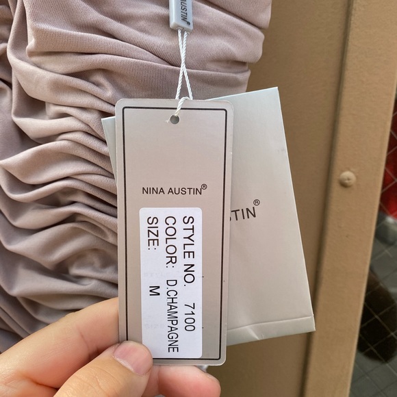 Nina Austin NWT Rose Pink Gown Studded Dress M - Picture 6 of 6